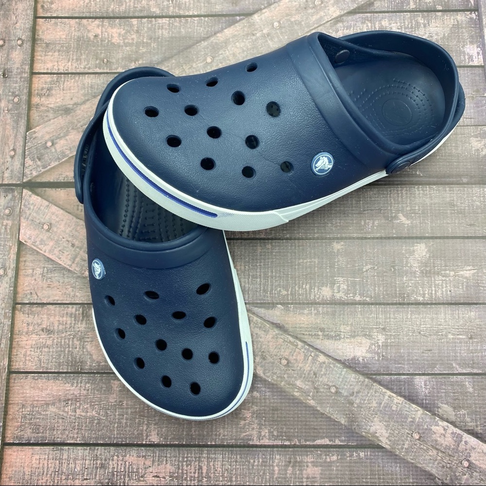 EUC Navy Crocs M8 W10
